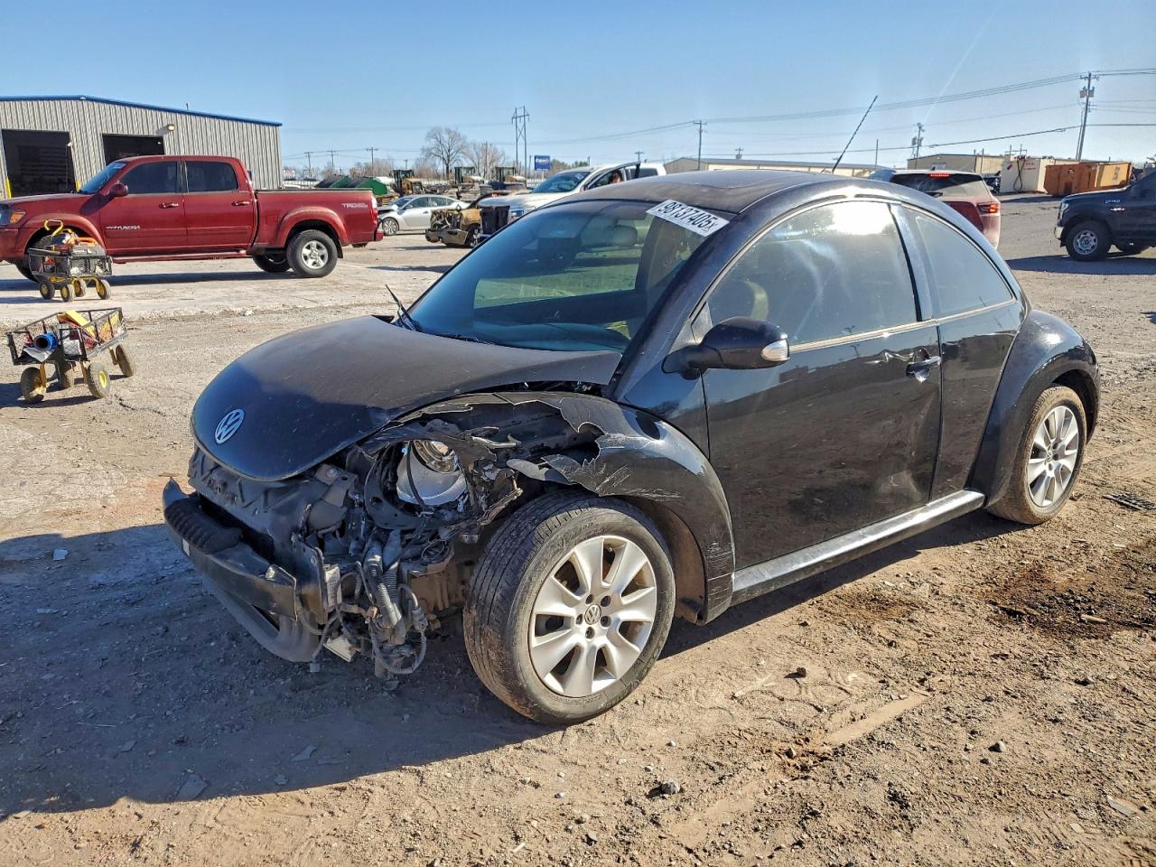 VOLKSWAGEN NEW BEETLE 2010