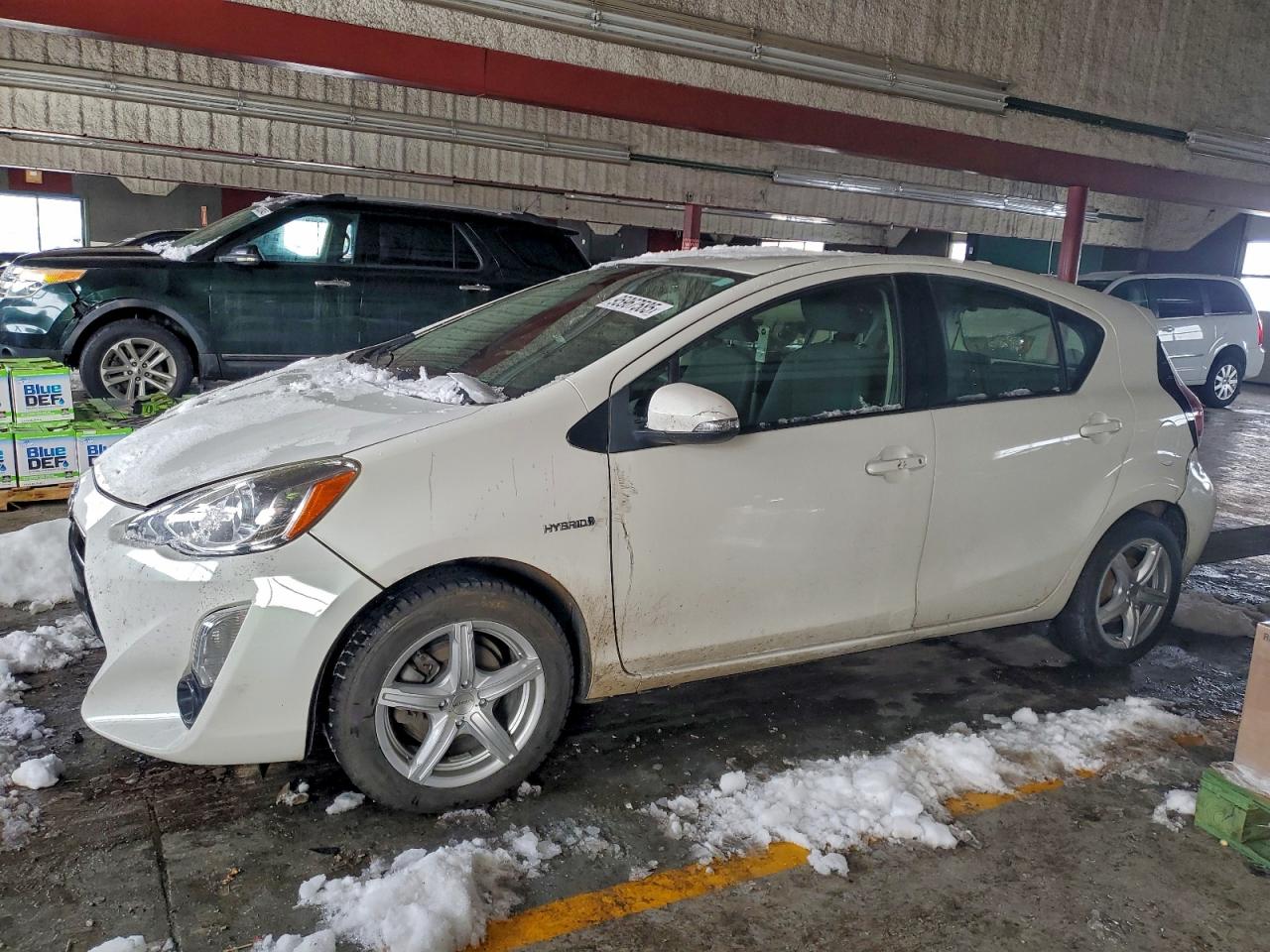 TOYOTA PRIUS C 2016