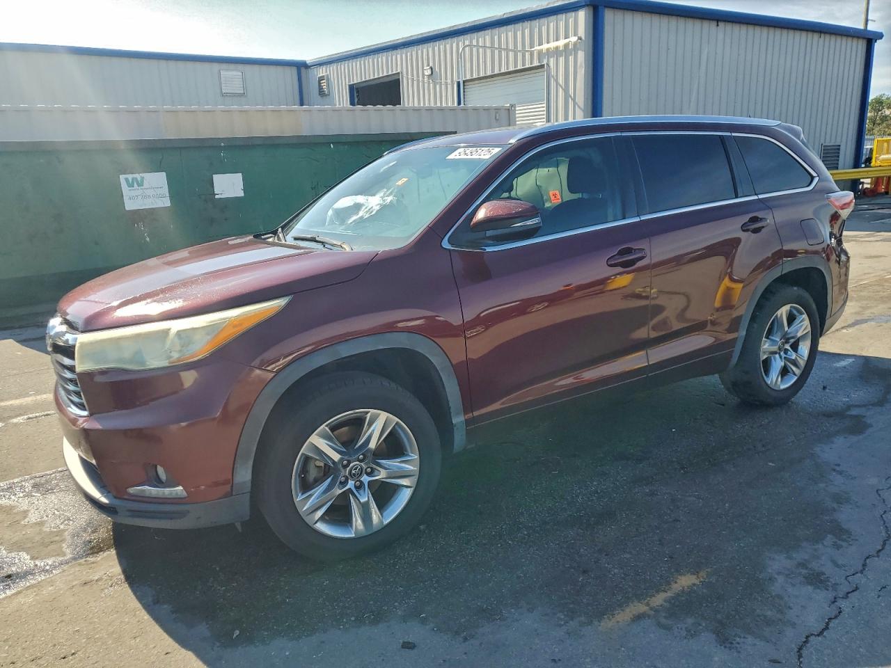TOYOTA HIGHLANDER 2016