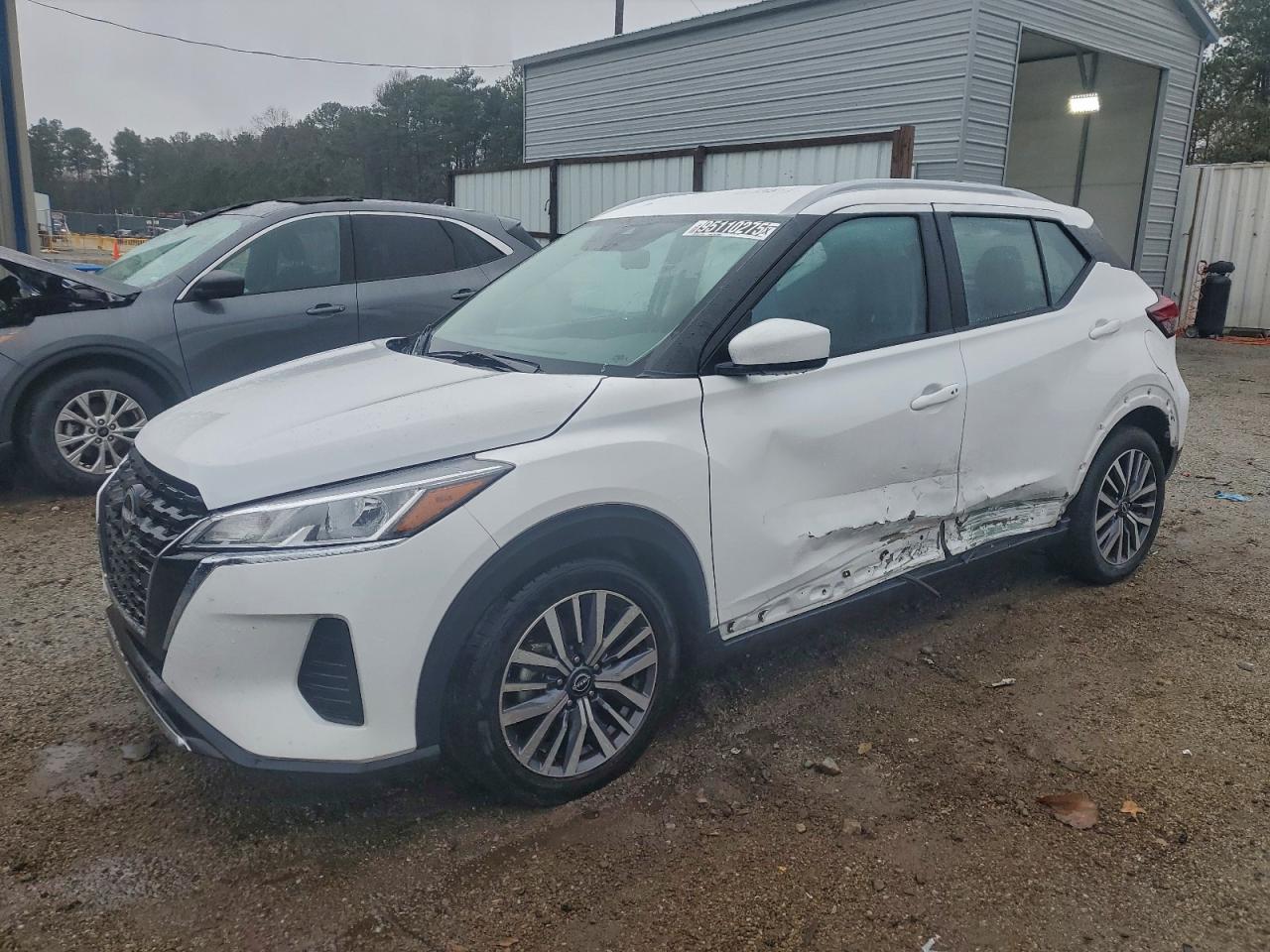 NISSAN KICKS SV 2024
