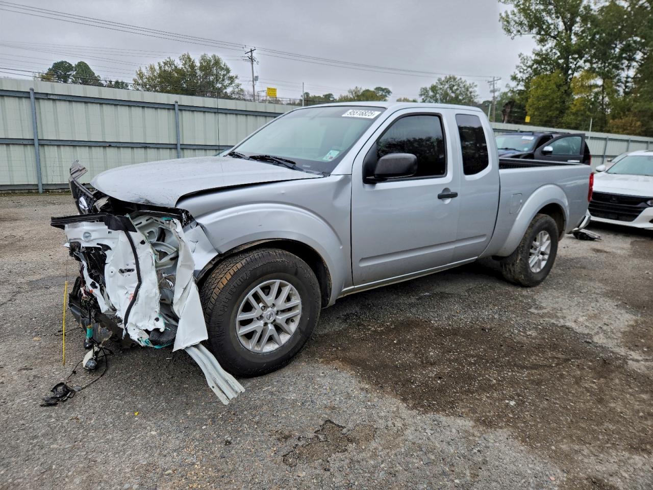 NISSAN FRONTIER 2014