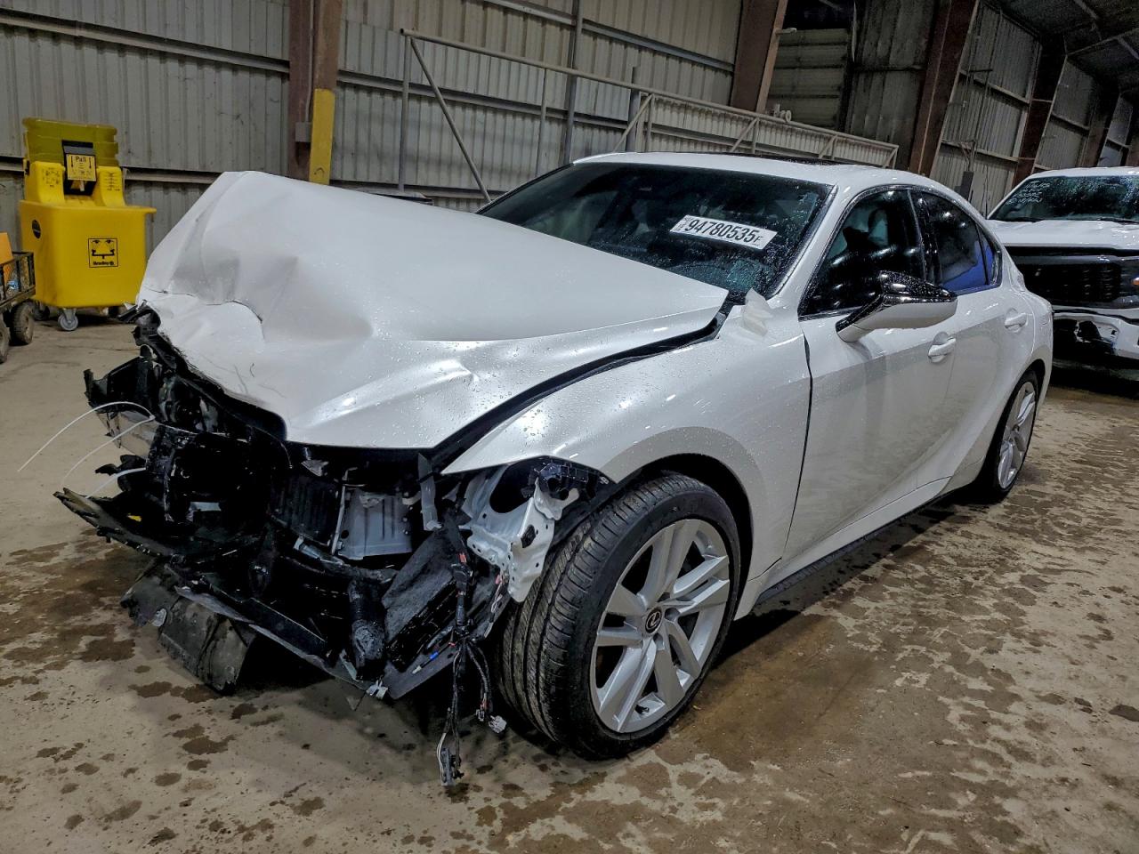 LEXUS IS 2024