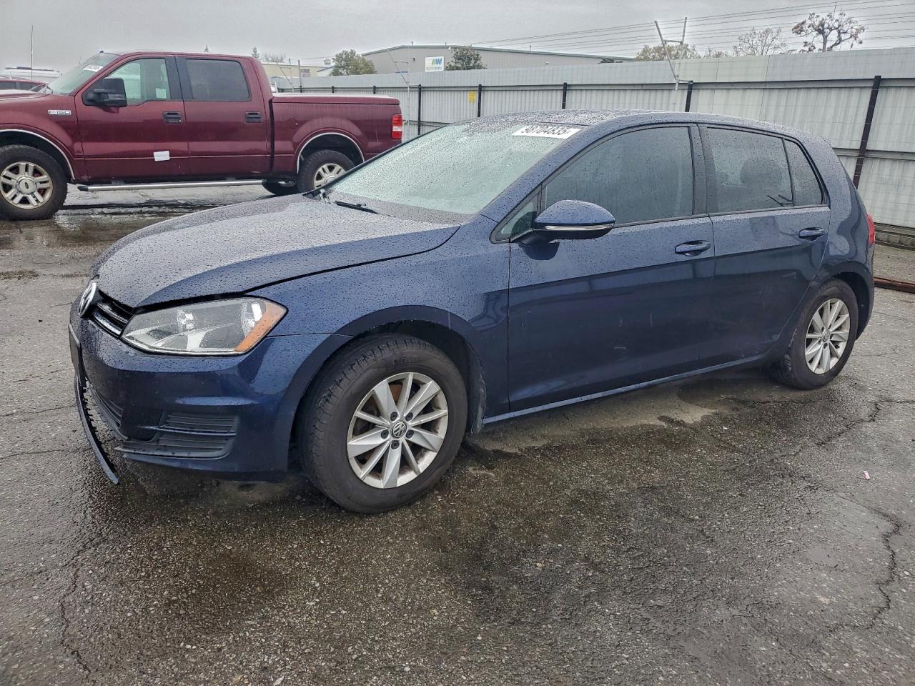 VOLKSWAGEN GOLF 2015