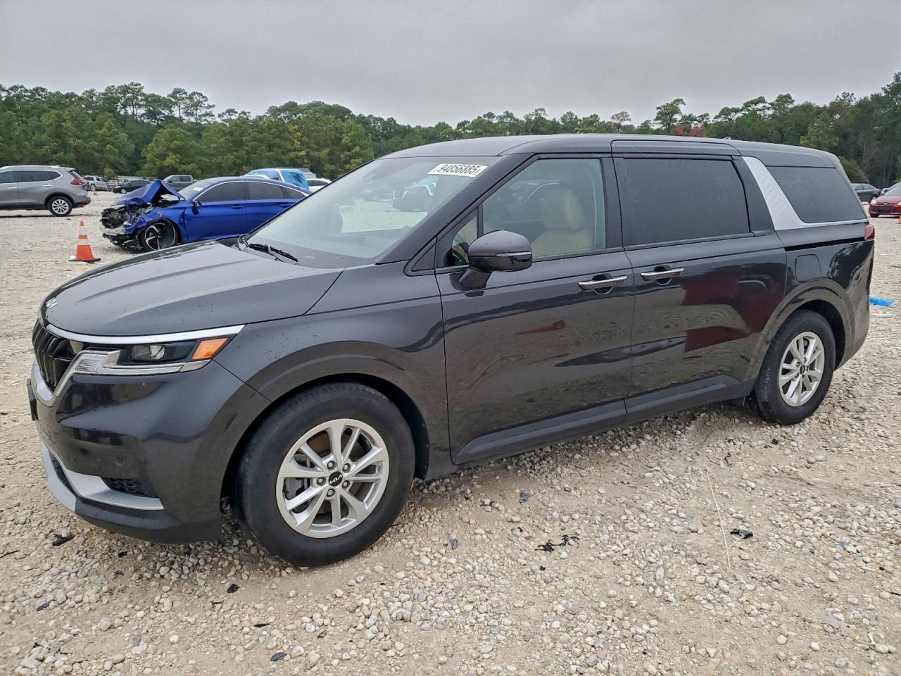 KIA CARNIVAL 2024