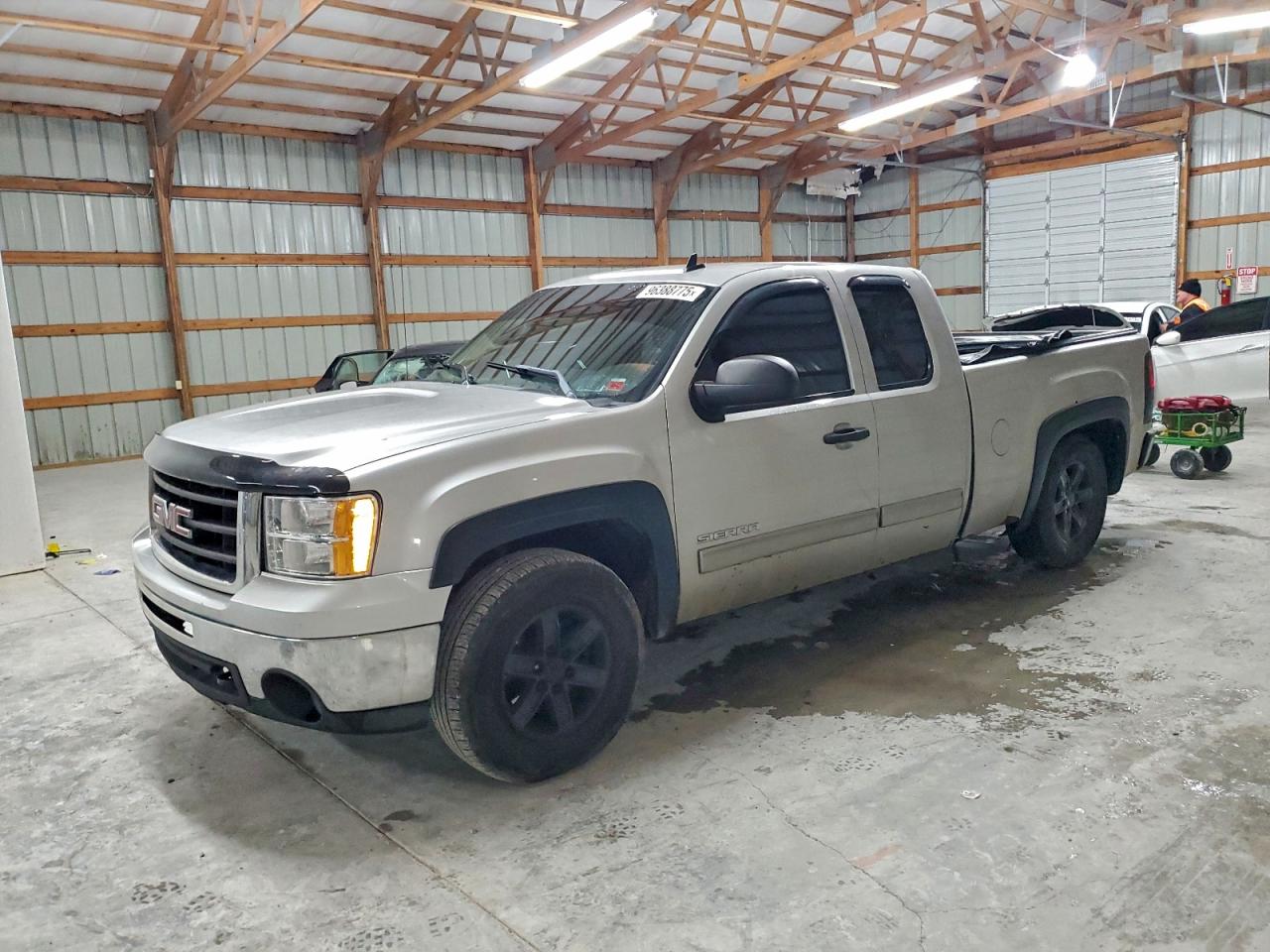 GMC SIERRA K15 2011