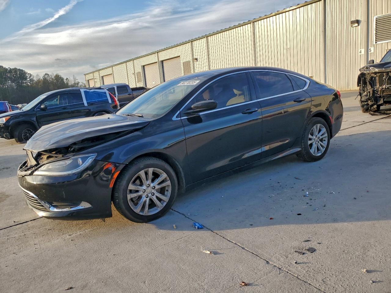 CHRYSLER 200 2015