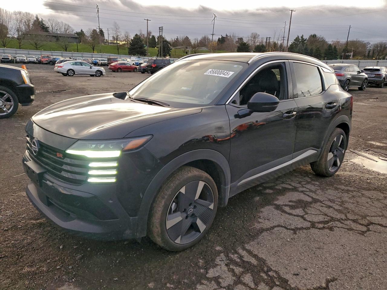 NISSAN KICKS 2025