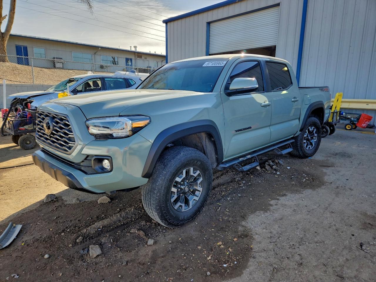 TOYOTA TACOMA 2023
