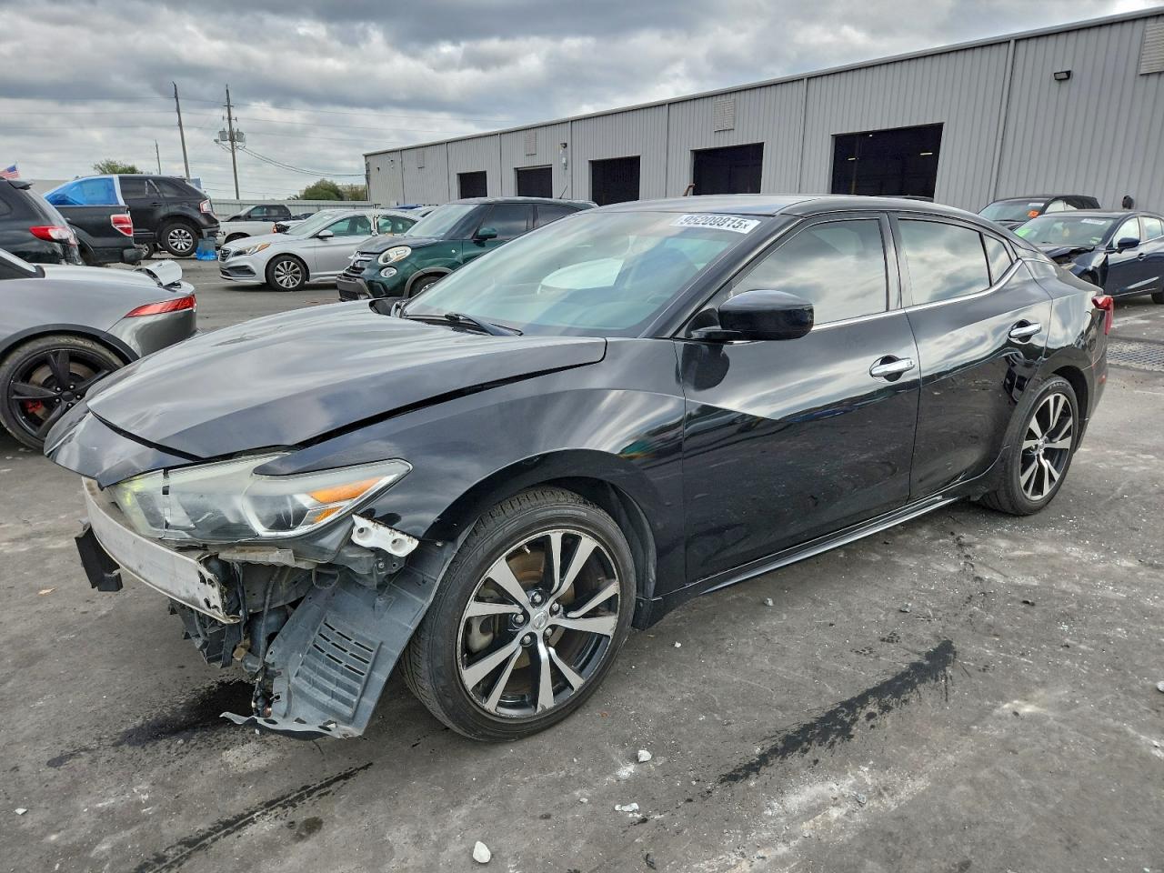 NISSAN MAXIMA 2017