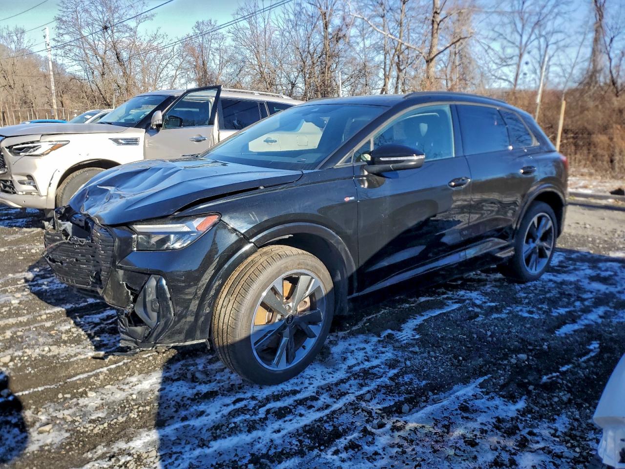 AUDI Q4 E-TRON 2024