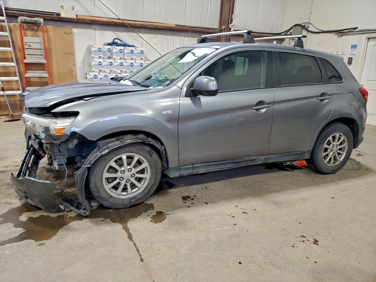 MITSUBISHI RVR SE 2013