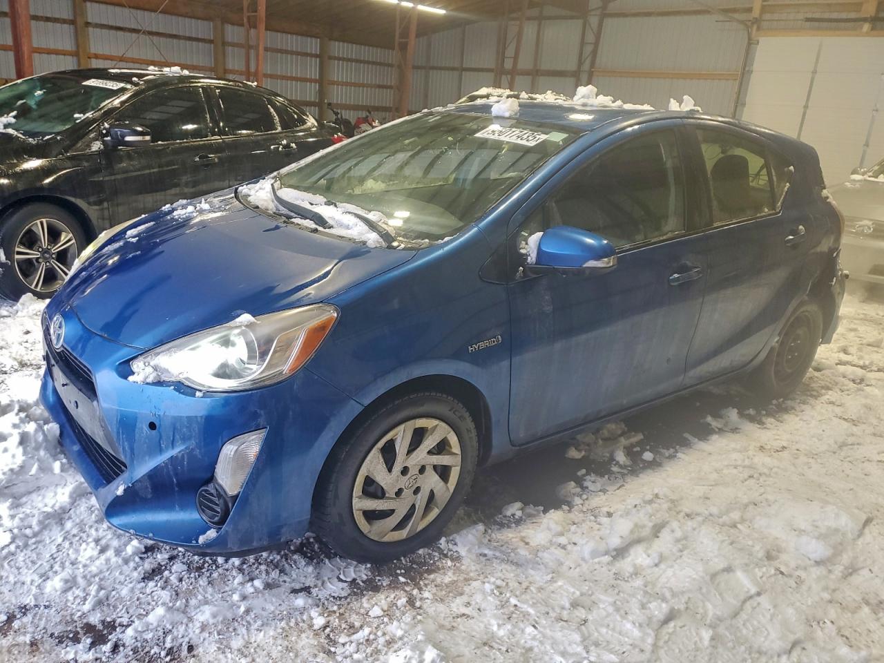 TOYOTA PRIUS C 2015