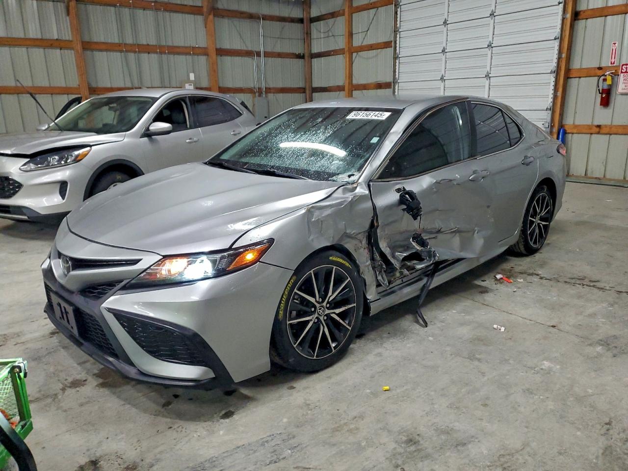 TOYOTA CAMRY 2021