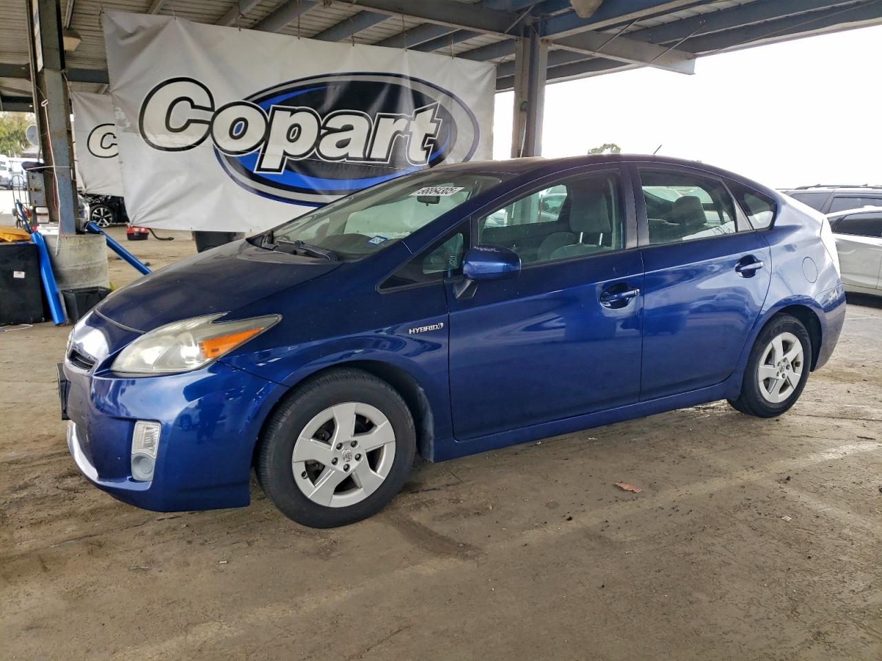 TOYOTA PRIUS 2010