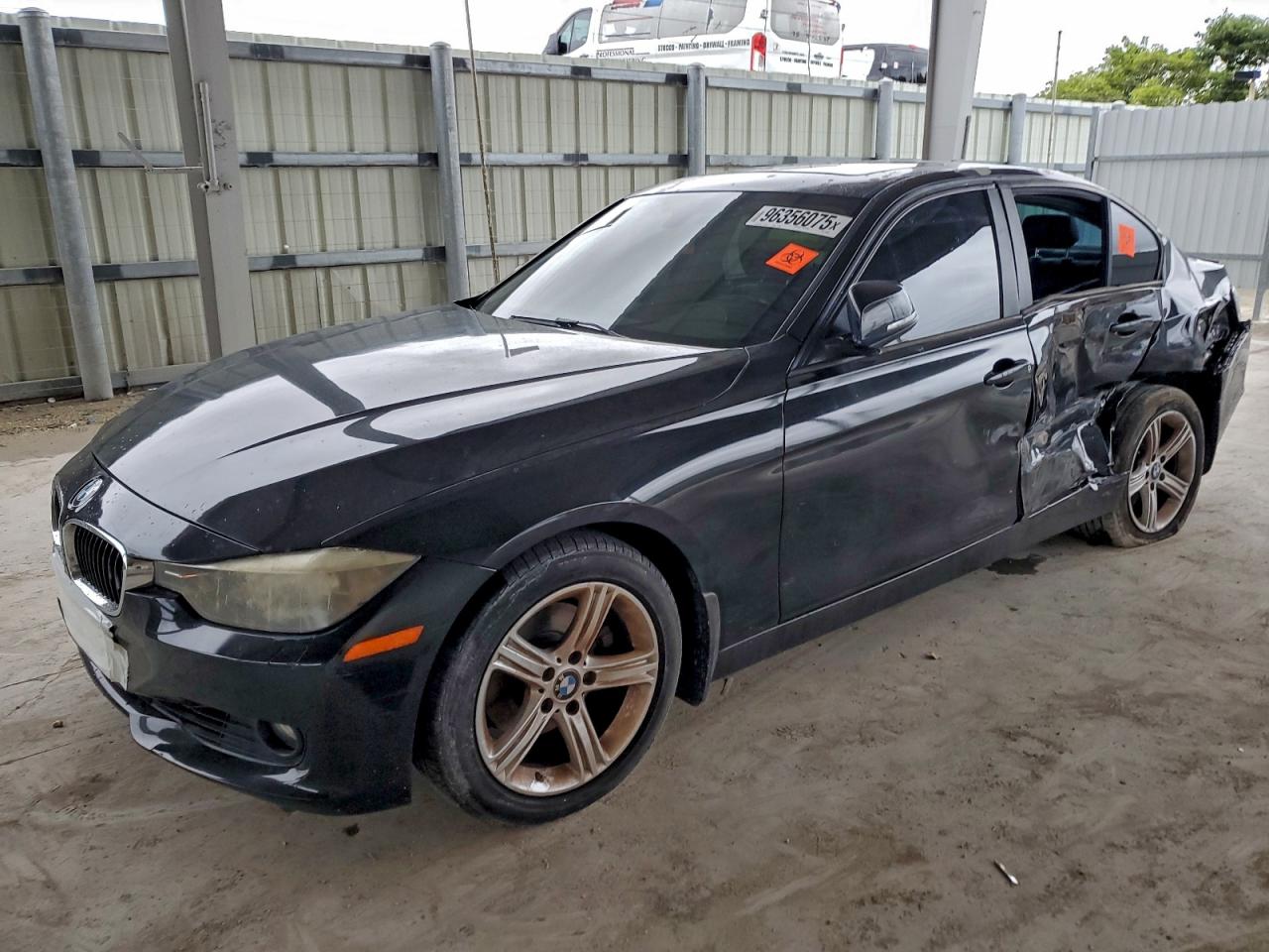 BMW 328 2015