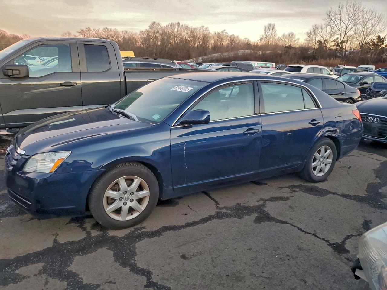 TOYOTA AVALON XL 2005