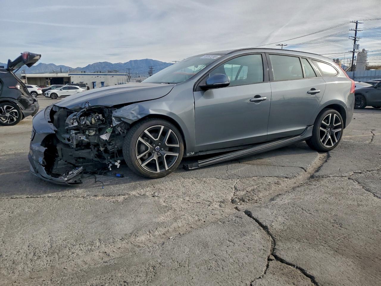 VOLVO V60 T5 DYN 2018