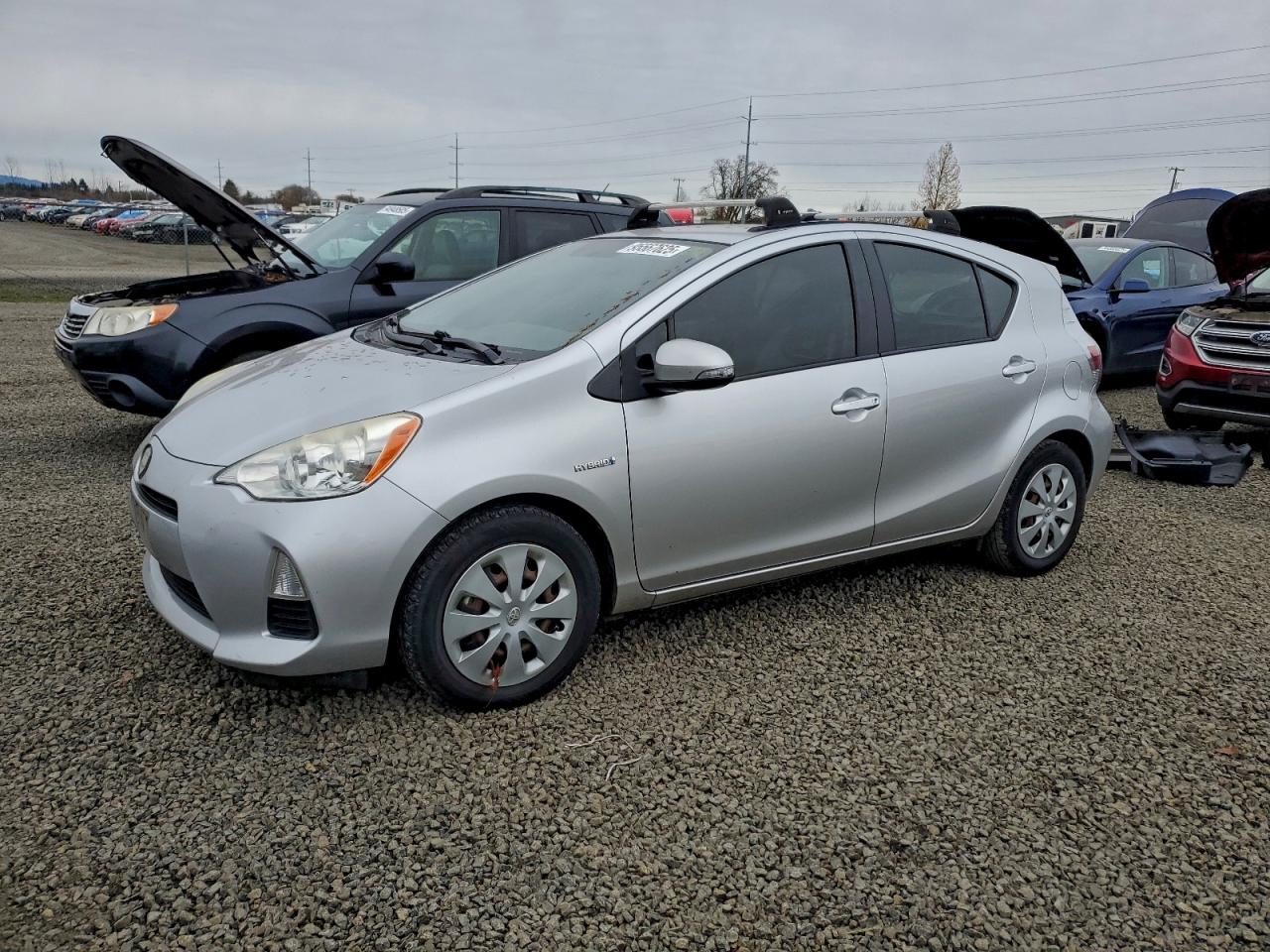 TOYOTA PRIUS C 2012