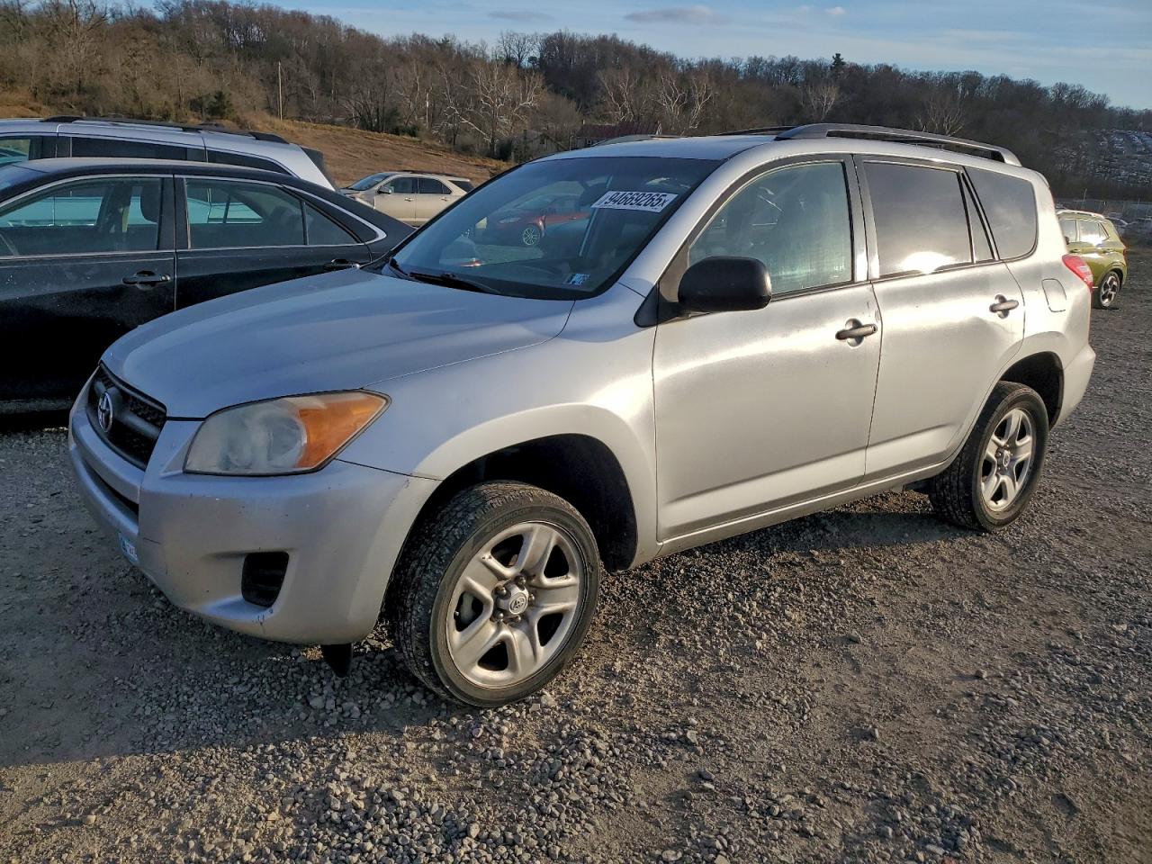 TOYOTA RAV4 2010