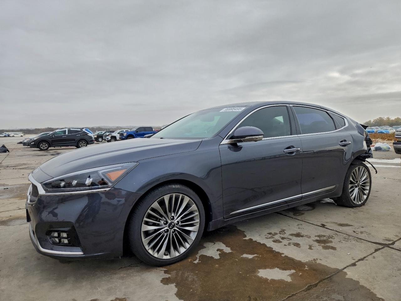 KIA CADENZA 2019