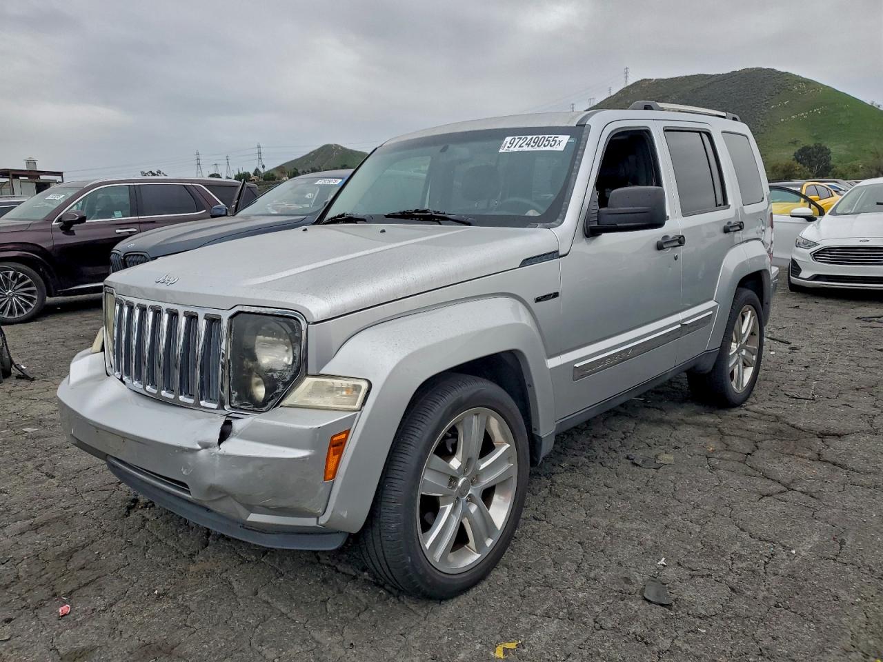 JEEP LIBERTY JE 2012