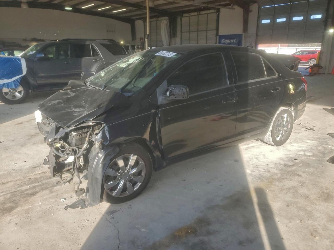 TOYOTA YARIS 2011
