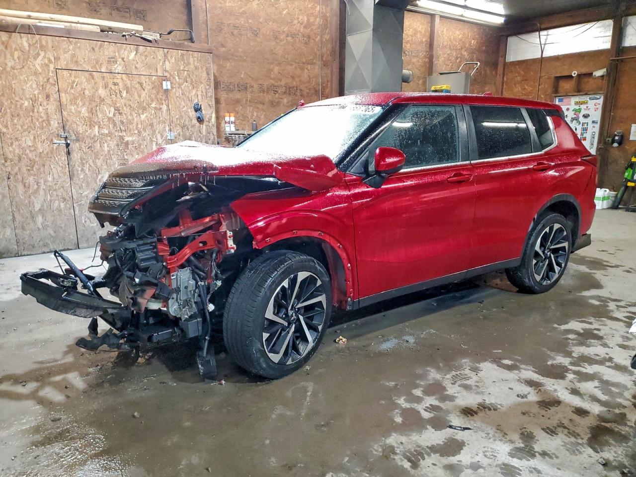 MITSUBISHI OUTLANDER 2022