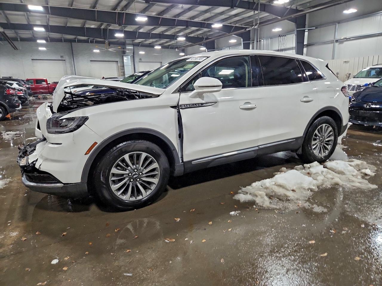 LINCOLN NAUTILUS 2021