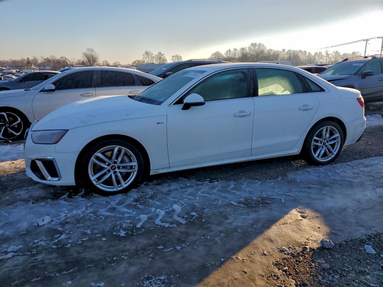 AUDI A4 2023