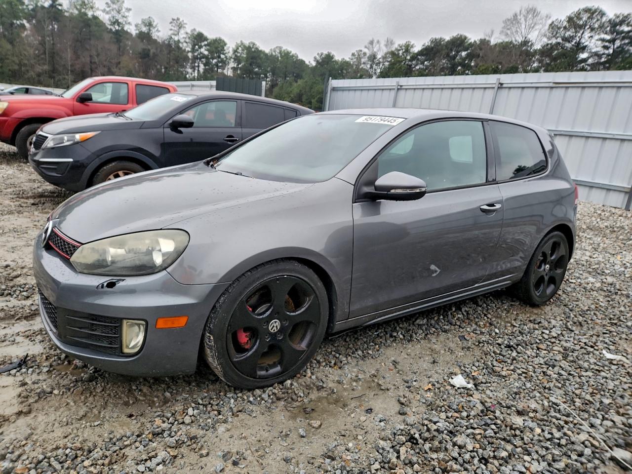 VOLKSWAGEN GTI 2013