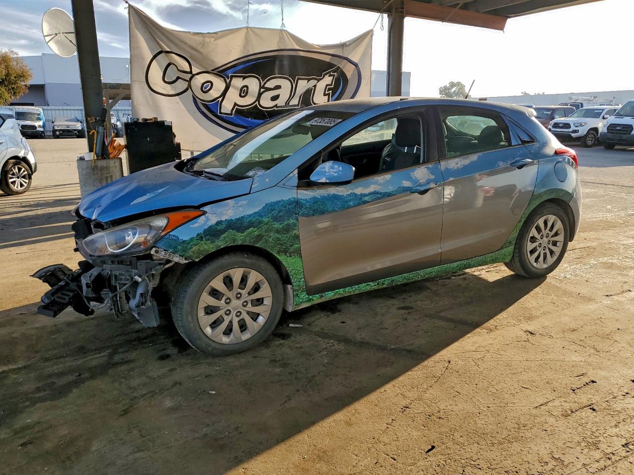 HYUNDAI ELANTRA GT 2017