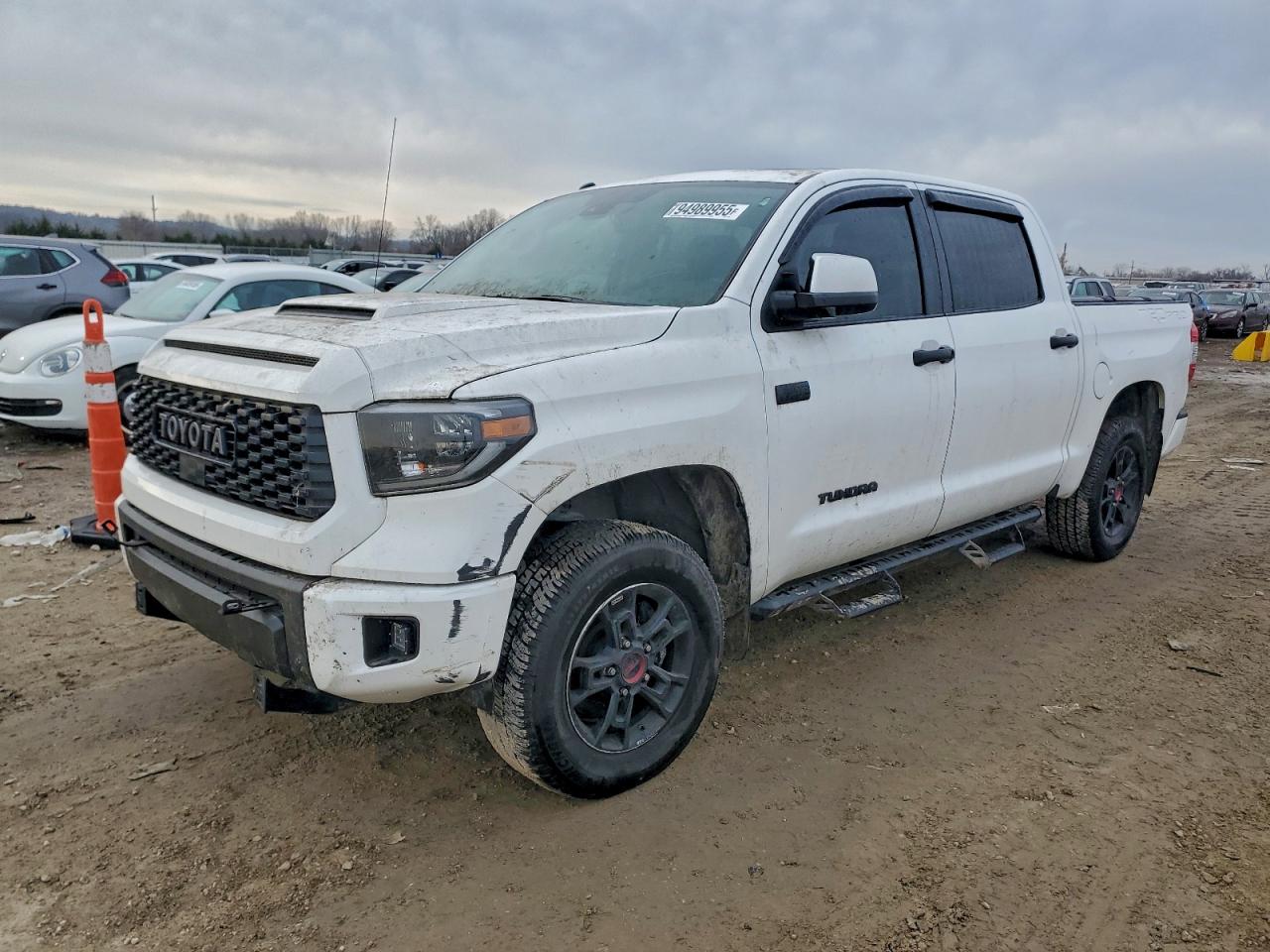TOYOTA TUNDRA CRE 2019