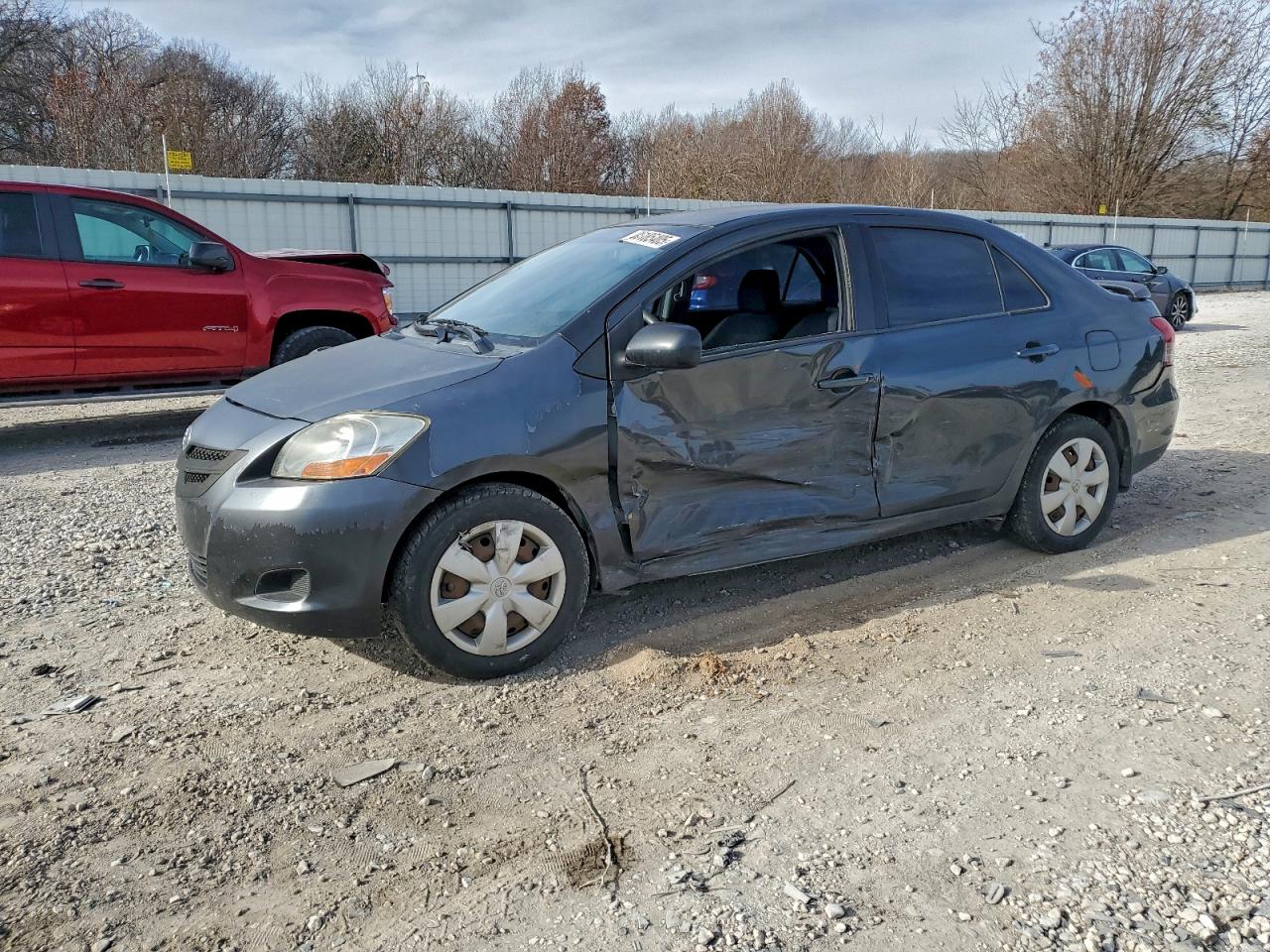 TOYOTA YARIS 2008