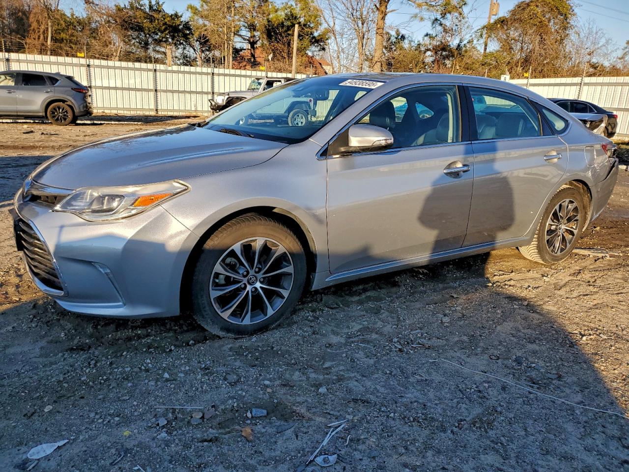 TOYOTA AVALON 2018