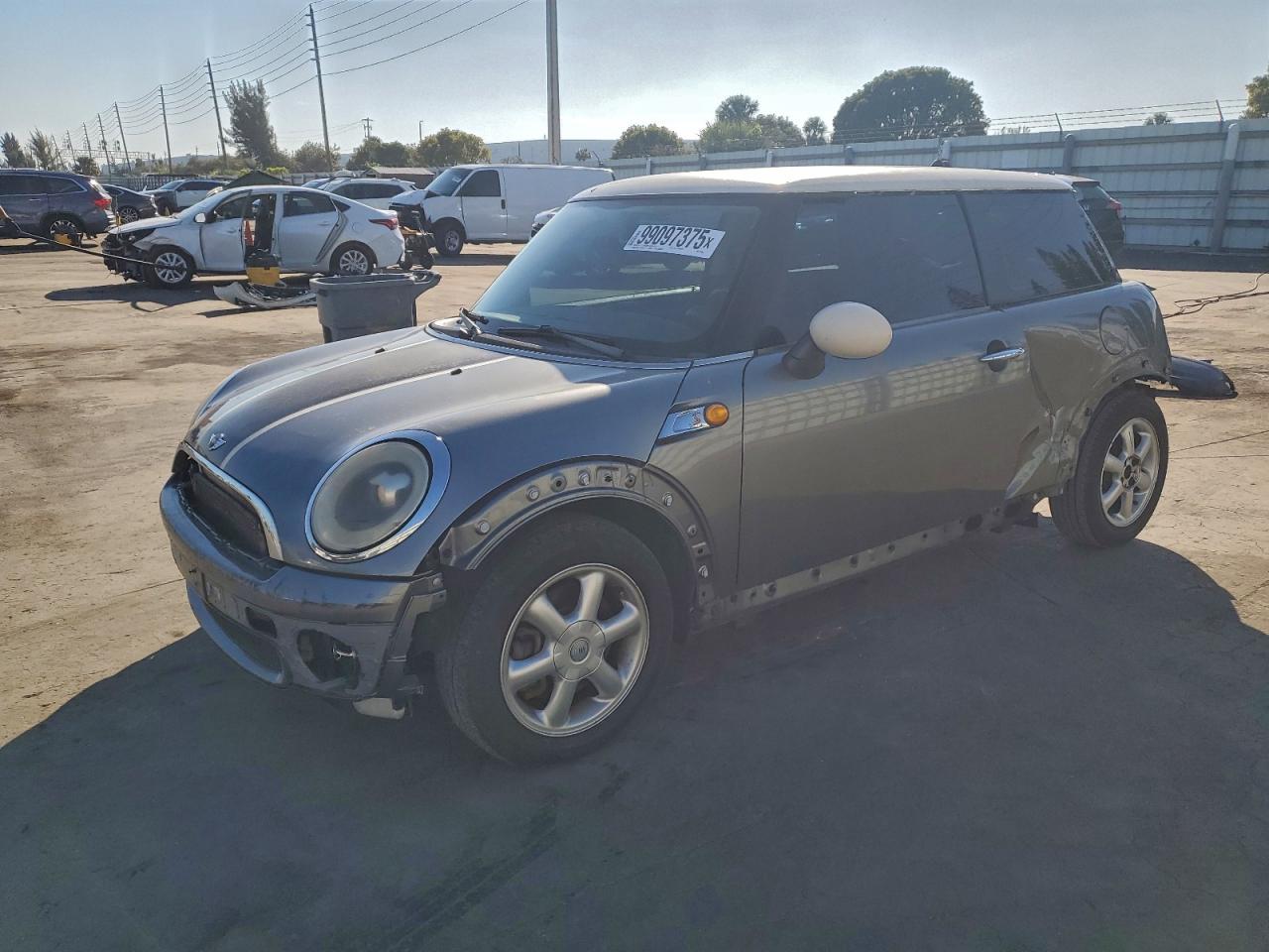 MINI COOPER 2010
