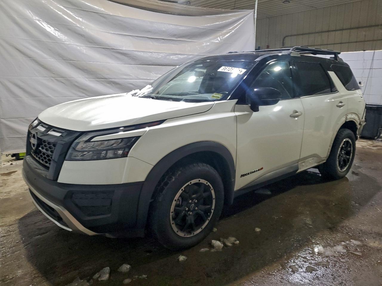 NISSAN PATHFINDER 2023
