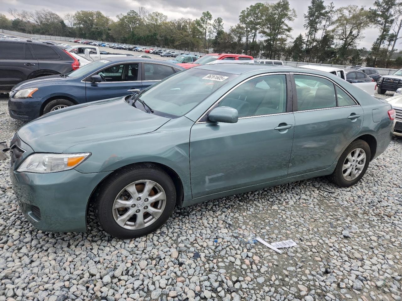 TOYOTA CAMRY BASE 2011