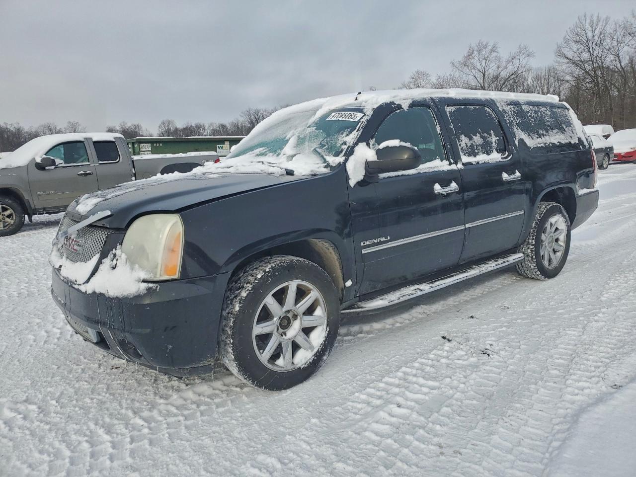 GMC YUKON XL 2011