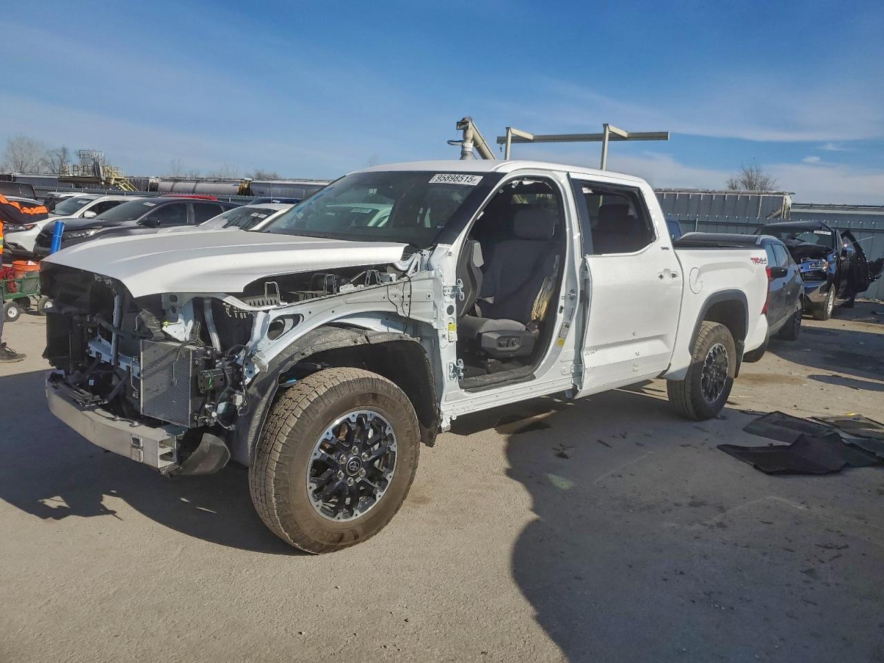 TOYOTA TUNDRA 2025