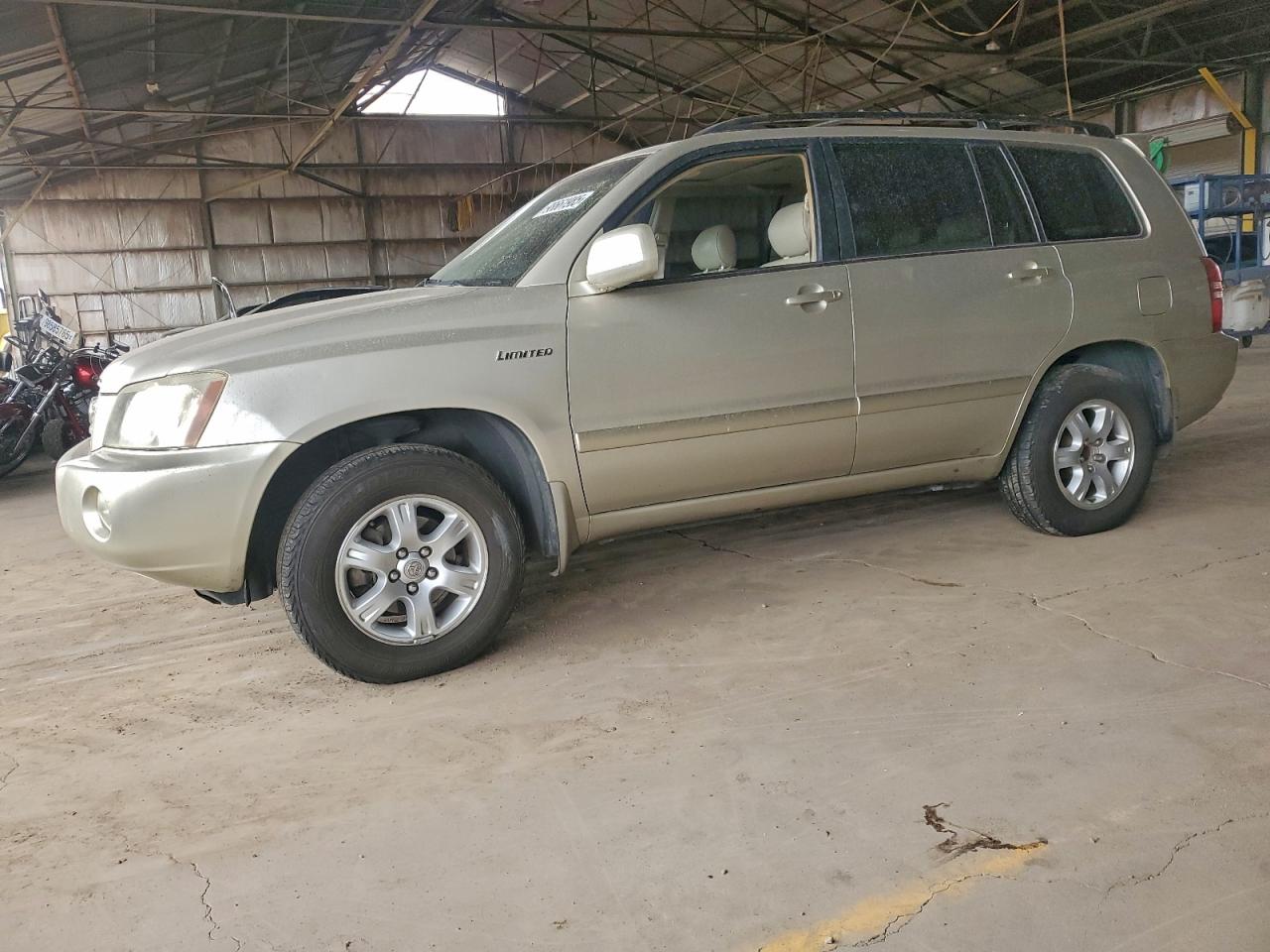 TOYOTA HIGHLANDER 2002