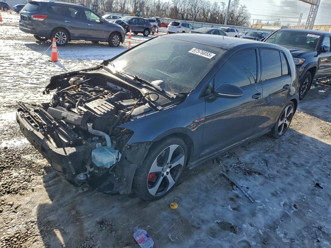 VOLKSWAGEN GTI 2015