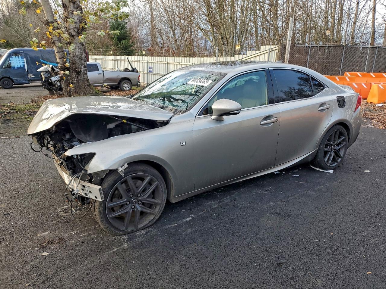 LEXUS IS 2016