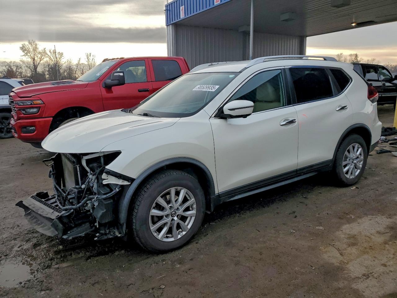 NISSAN ROGUE 2018