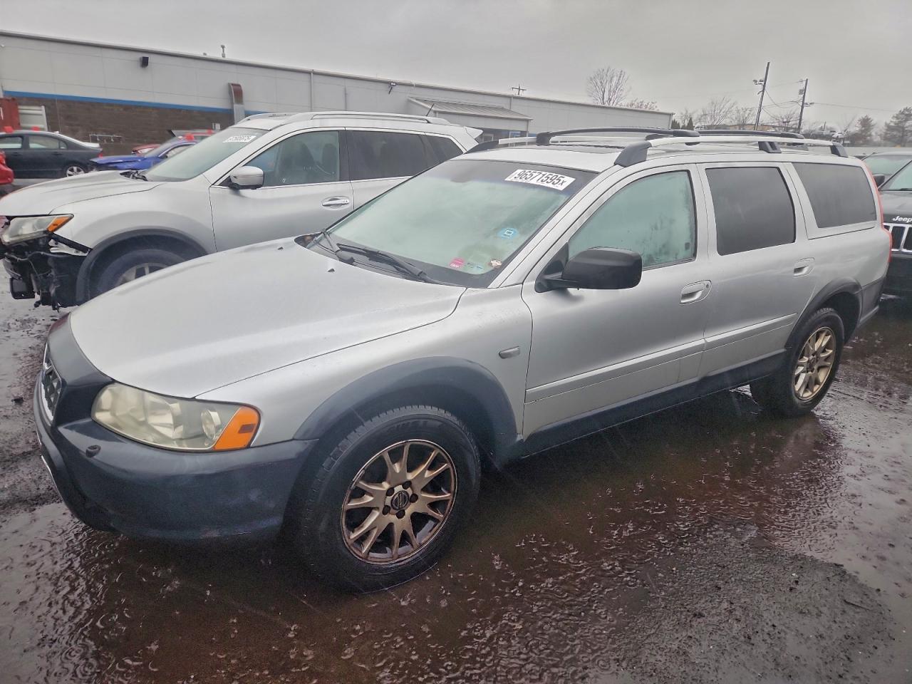 VOLVO XC70 2005