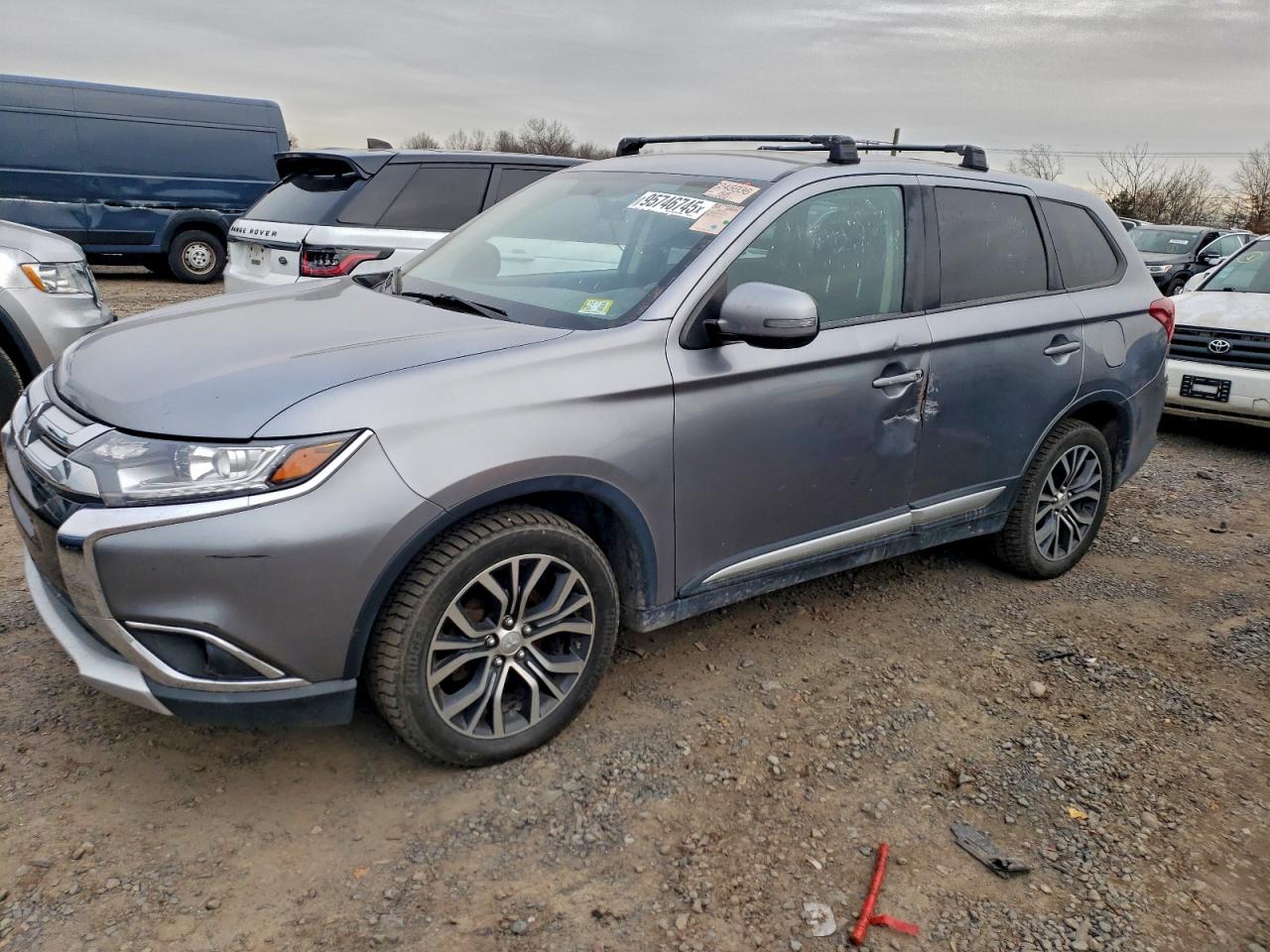 MITSUBISHI OUTLANDER 2018