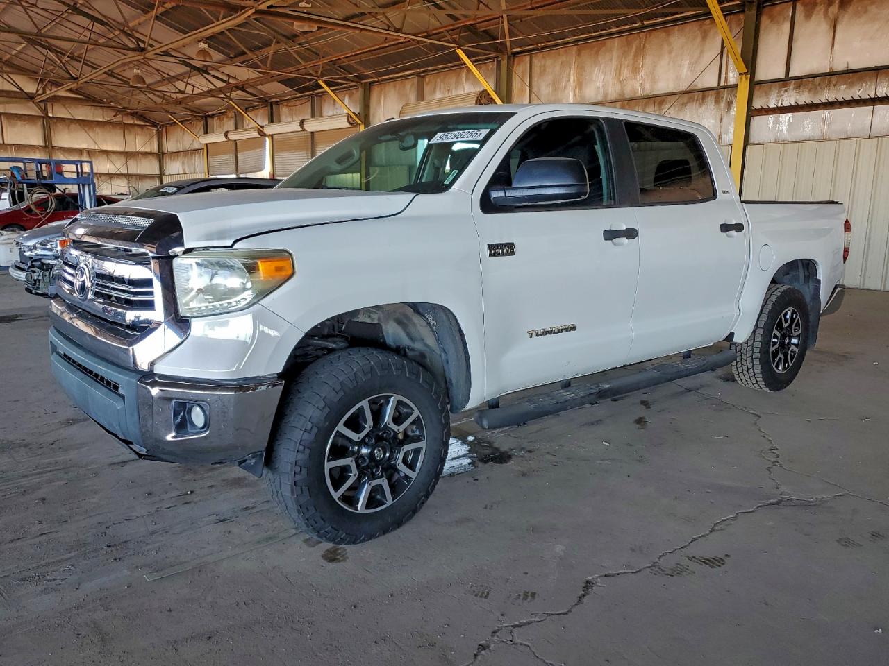 TOYOTA TUNDRA CRE 2015