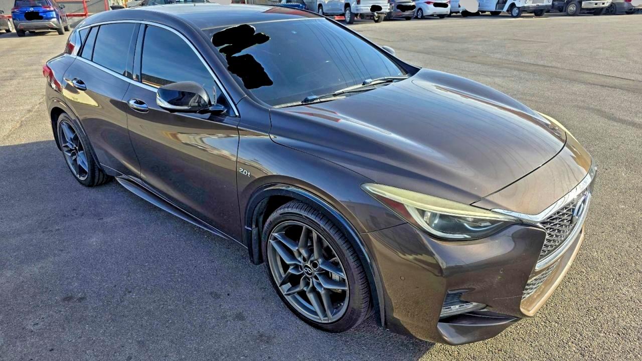 INFINITI QX30 BASE 2017