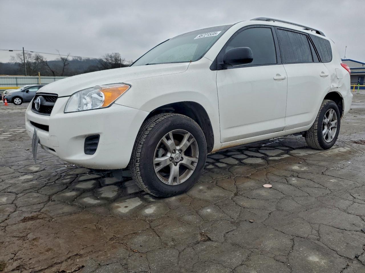 TOYOTA RAV4 2011