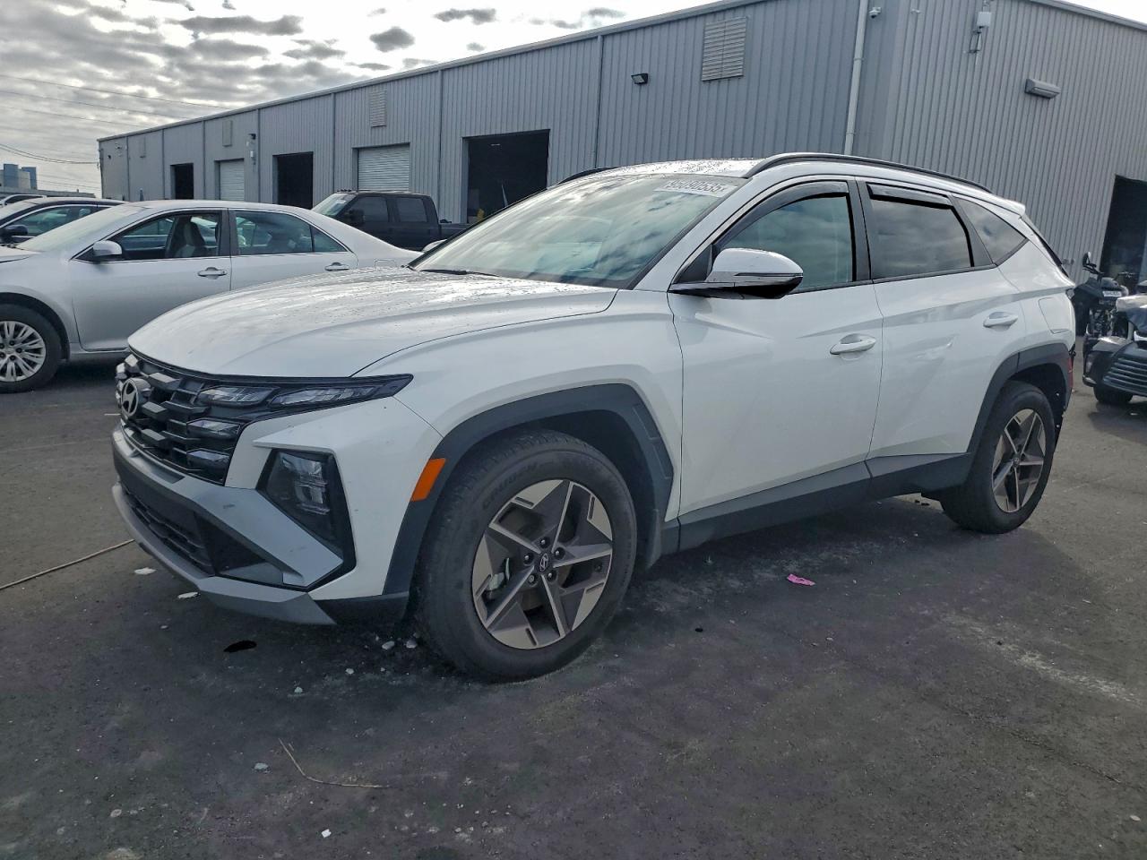 HYUNDAI TUCSON BLU 2025