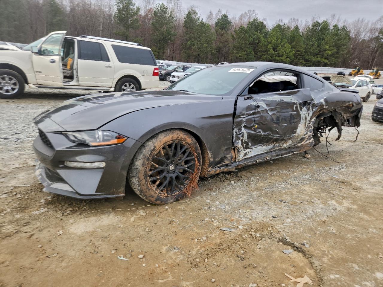 FORD MUSTANG 2019